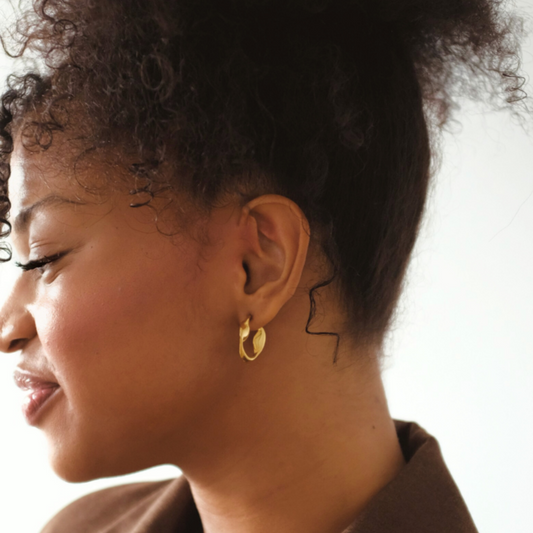 Rivelle - Flat Wave Hoops