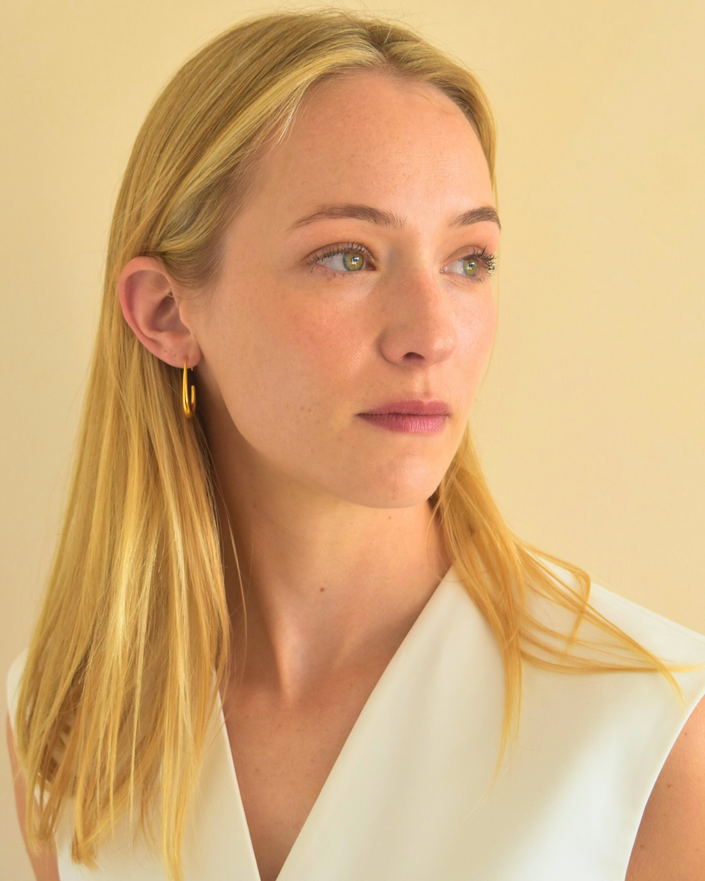 Orabella - Open Oval Hoop